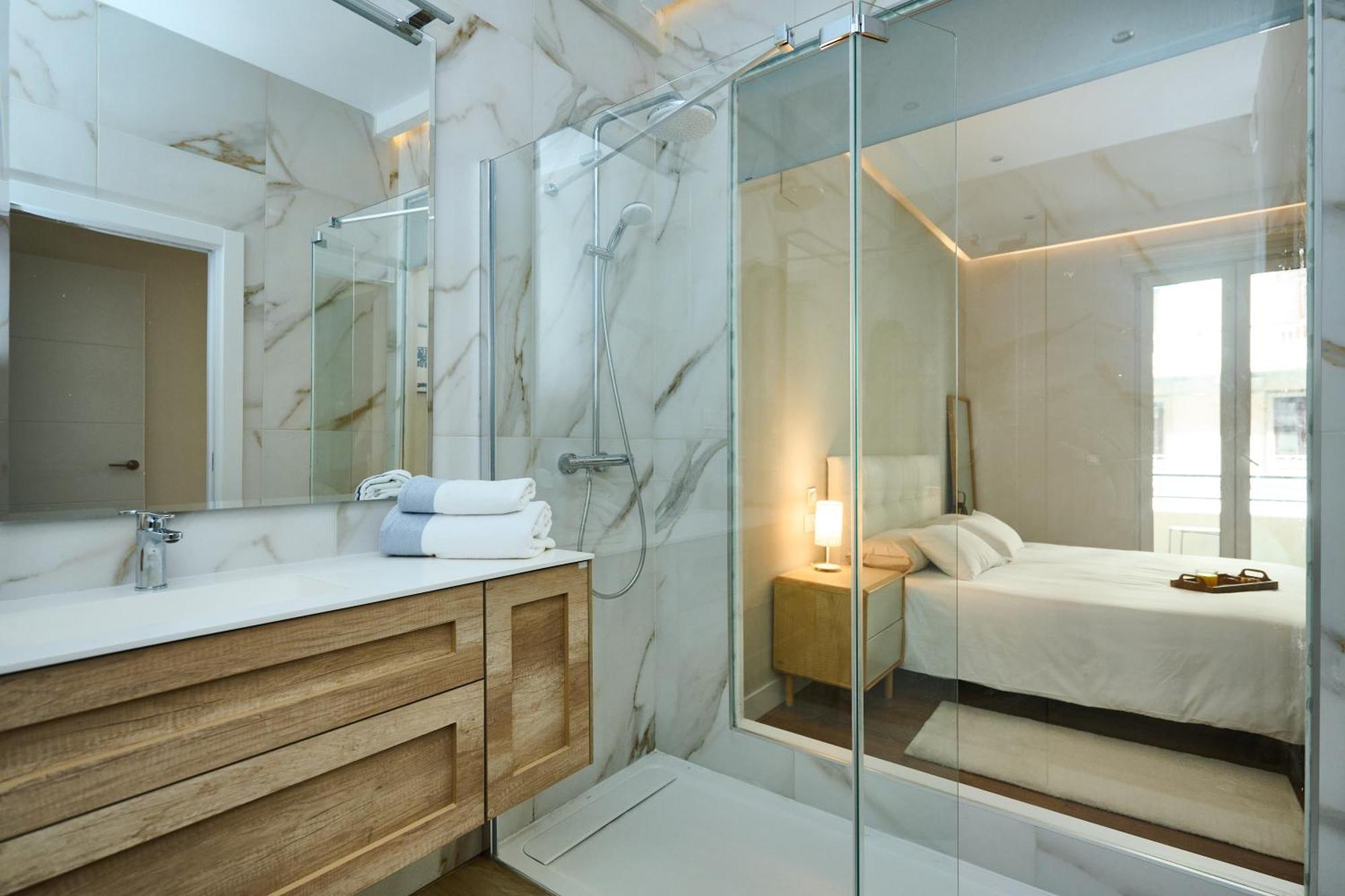 Apartamento Nuevo Lujoso Suites Centro Bilbao Wifi ,Parking Gratis Exterior foto